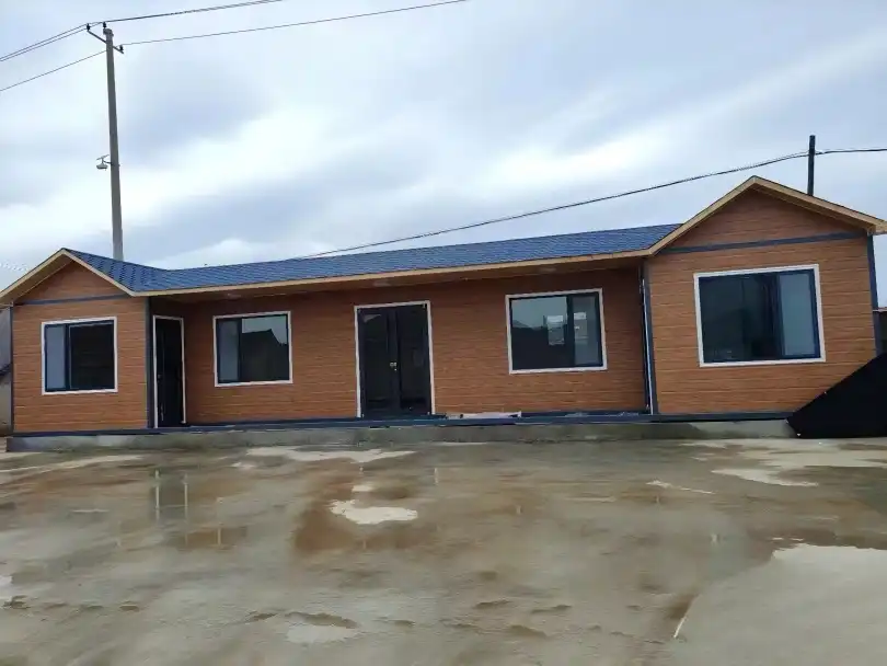 What are the advantages of metal siding panels?