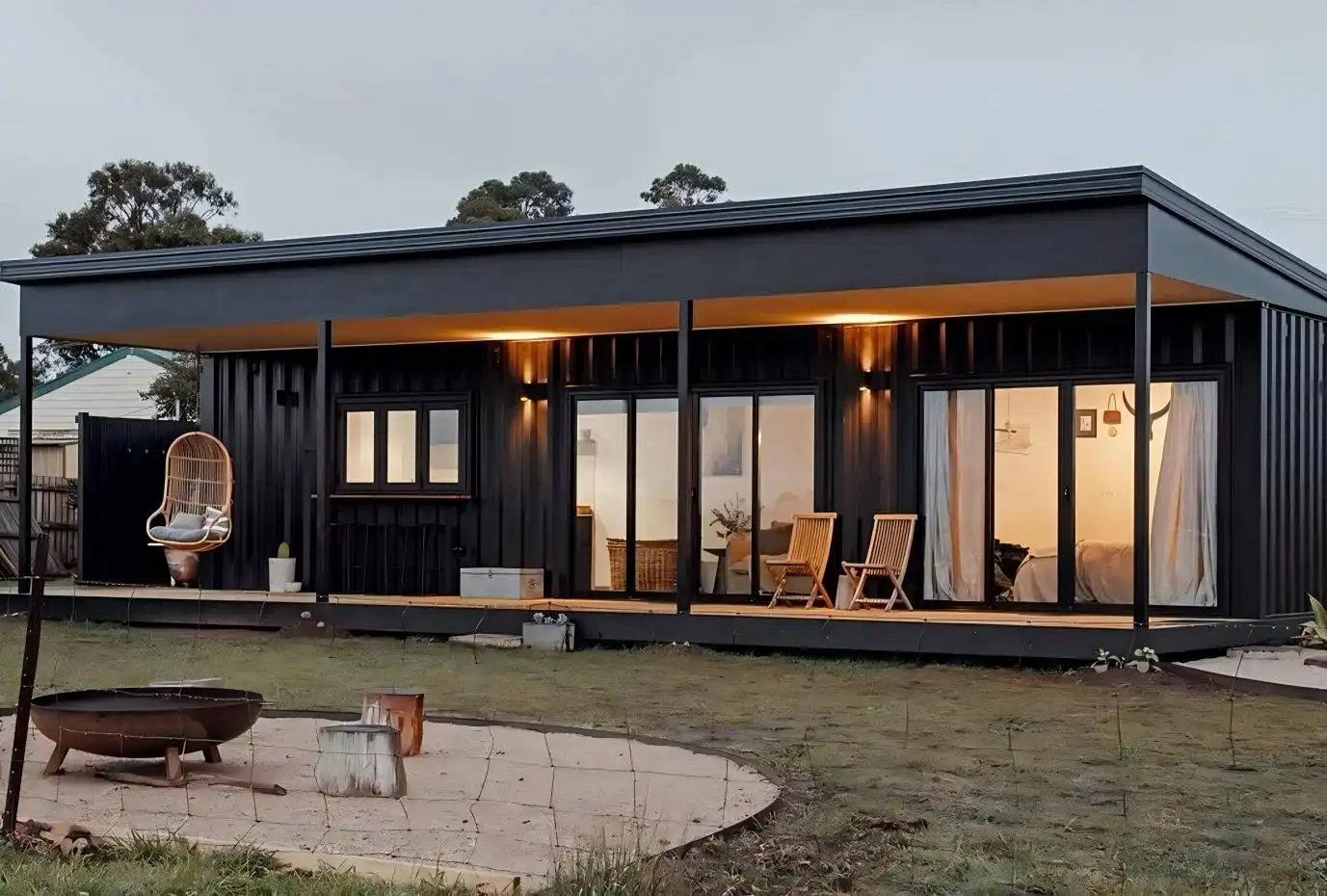 Collapsible Container Homes vs Standard Container Houses