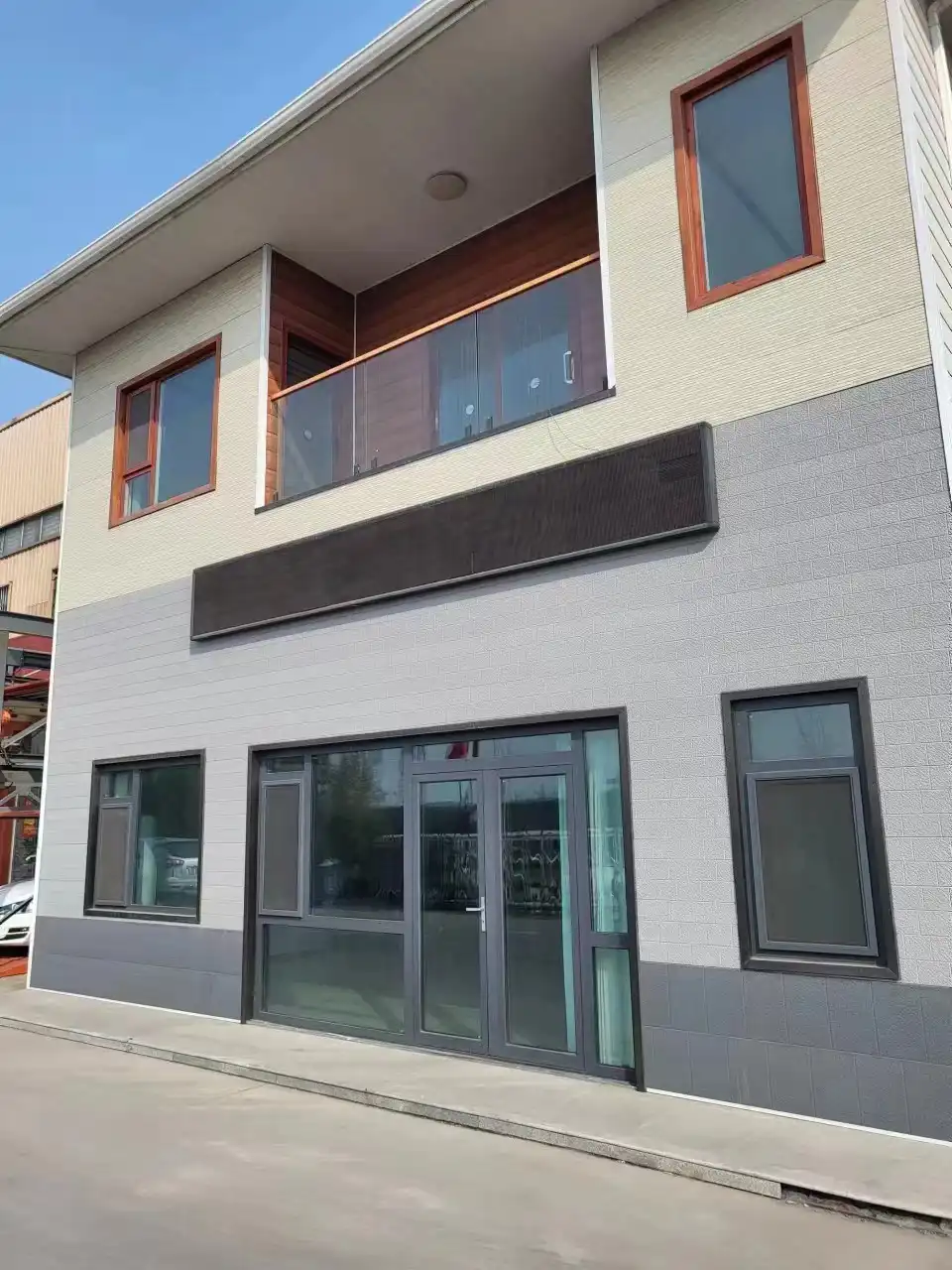 Lightweight Metal Wall Panels for Industrial Construction